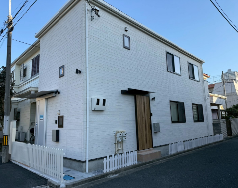 女性専用マシンピラティス×パーソナルジム ORBe.武蔵浦和店に到着。